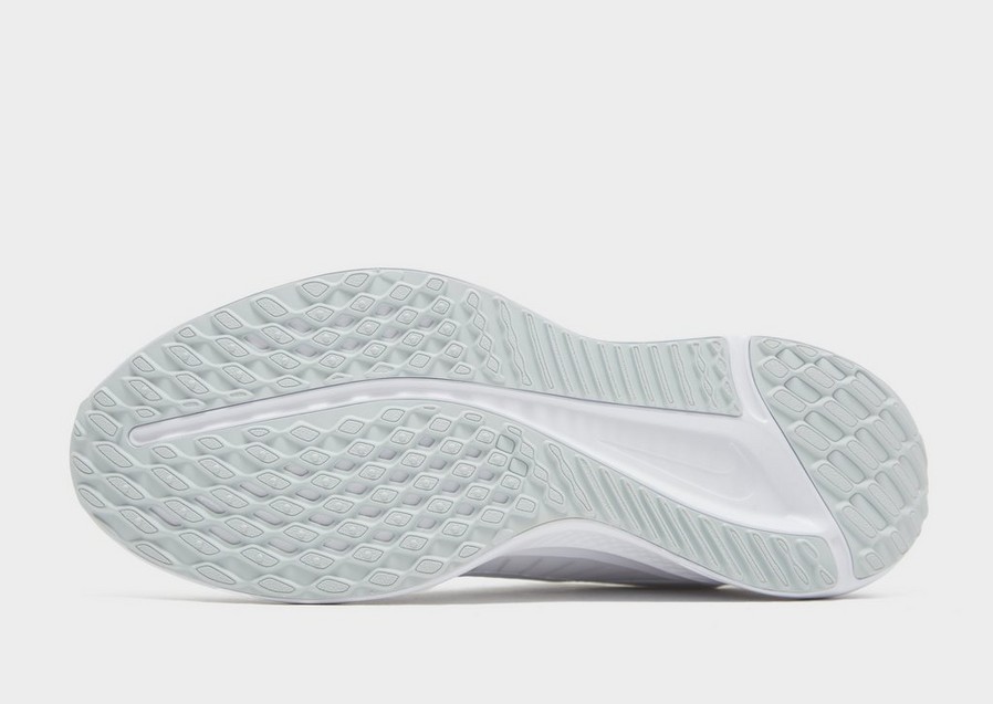 Pantofi alergare pentru bărbați NIKE QUEST 5 DD0204100 Alb