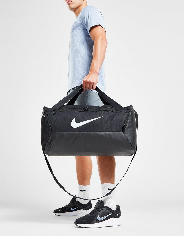 Жіночі сумки і сумочки NIKE СУМКА БЮСТГАЛЬТЕРSILIA SMALL DUFFEL DM3976-010 Чорний