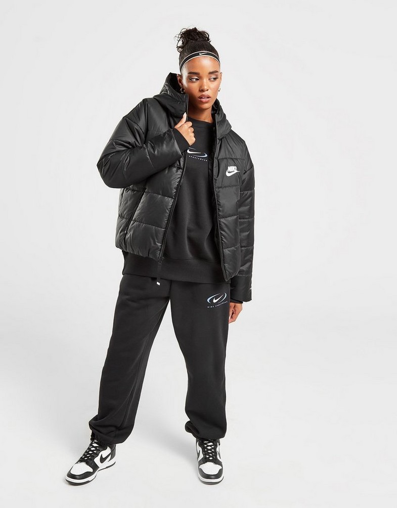Női kabát NIKE SWOOSH PADDED JACKET DX1797-010 Fekete