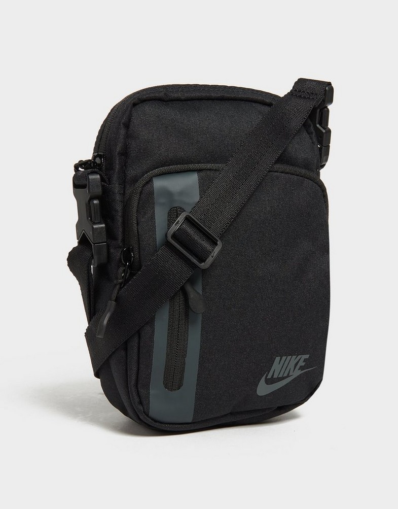 Dámská taška NIKE TAŠKA ELEMENTAL DN2557-010 Černá