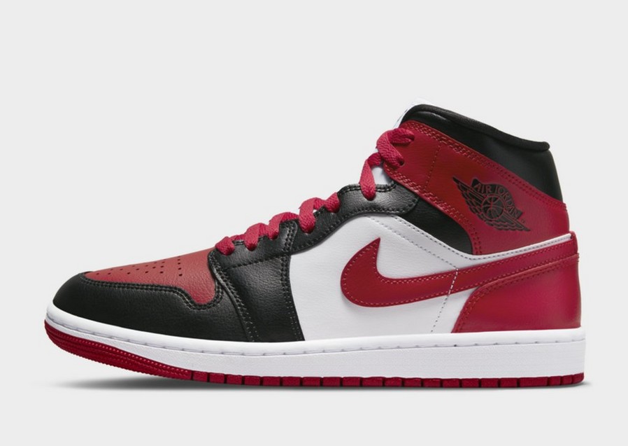 Жіночі кросівки WMNS AIR JORDAN 1 MID  BQ6472-079 Чорний