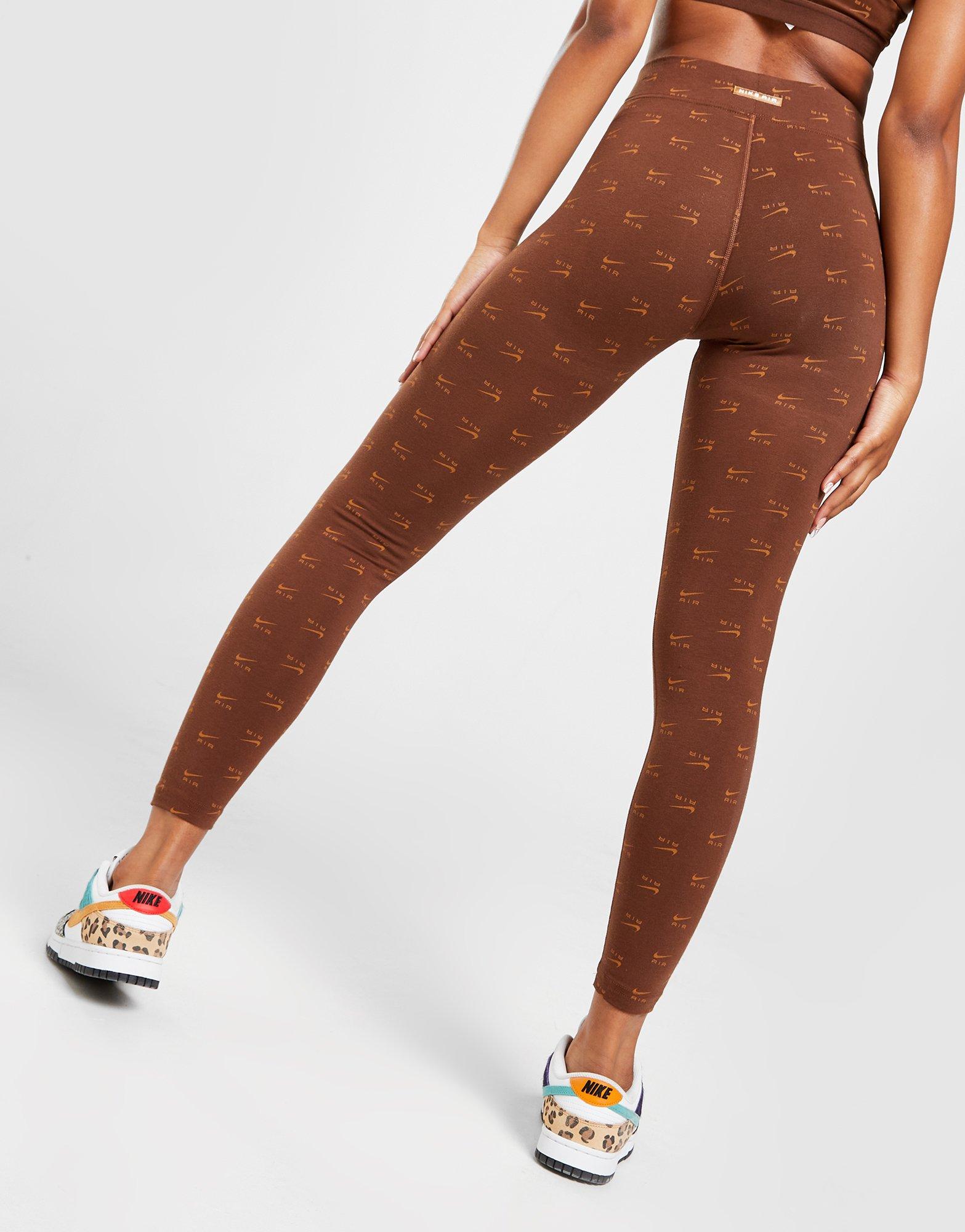 Női nadrág NIKE NADRÁG AIR AOP HR TGT CACAO DQ6573-259 Barna