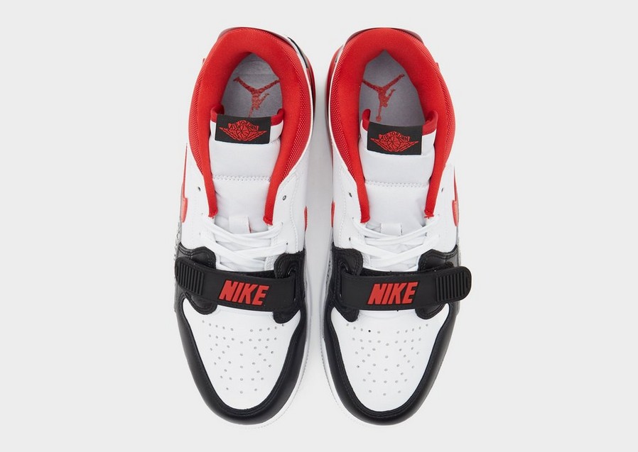 Adidași pentru bărbați AIR JORDAN LEGACY 312 LOW CD7069-160 Alb