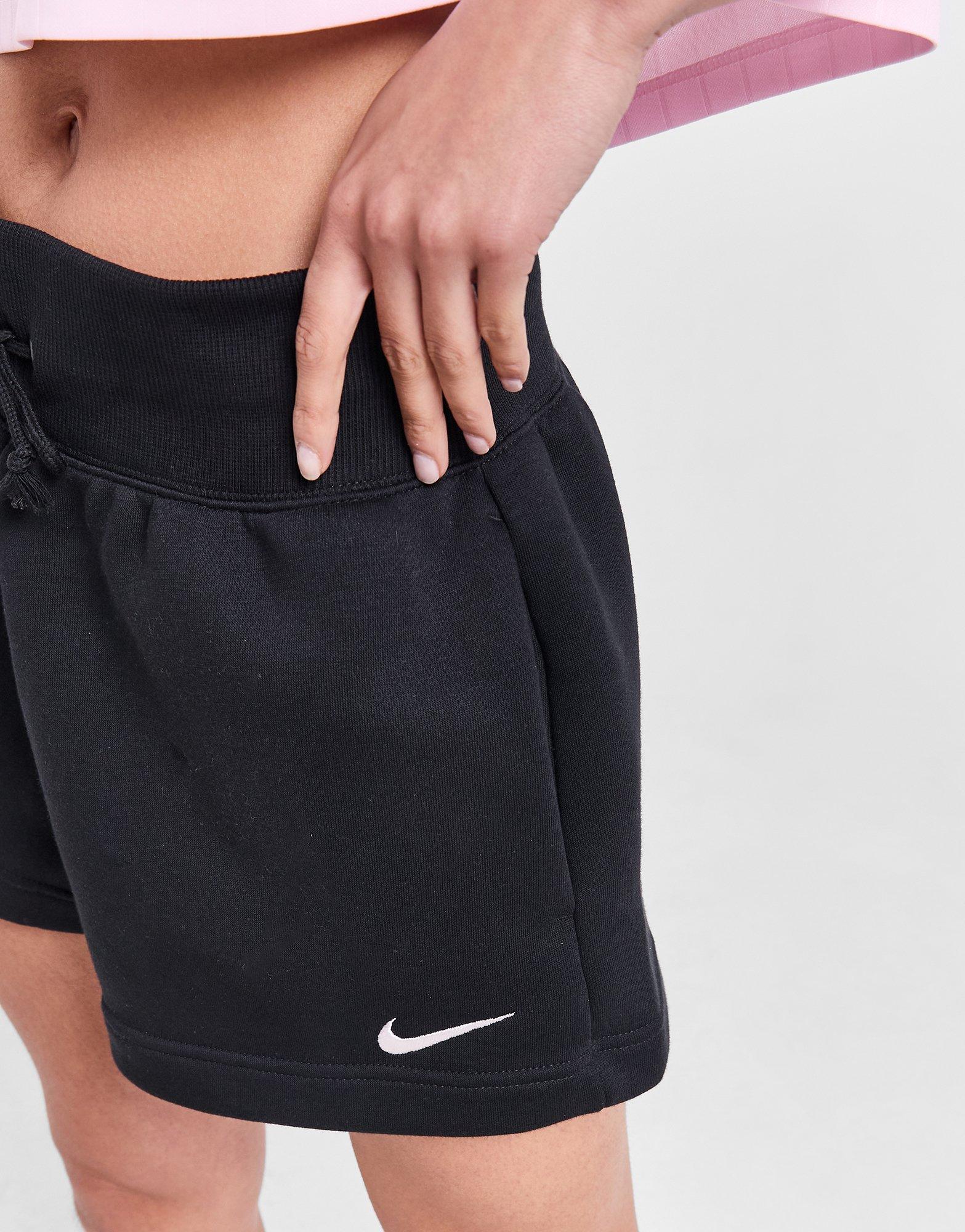 Női rövidnadrág NIKE RÖVIDNADRÁG W NSW PHNX FLC HR SHORT FD1409-010 Fekete