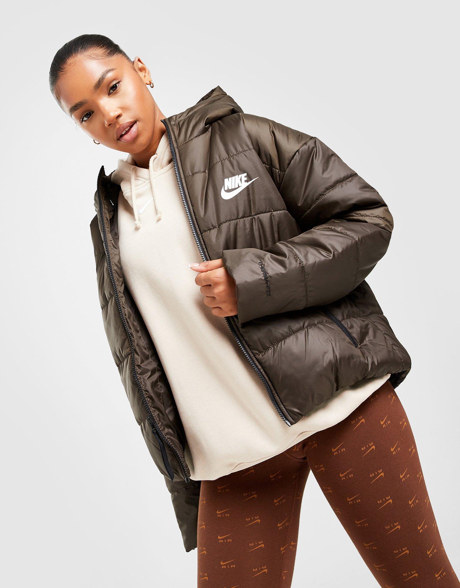 NIKE BUNDA ZIMNÁ W NSW SYN TF RPL HD JKT DX1797-237 Hnedá