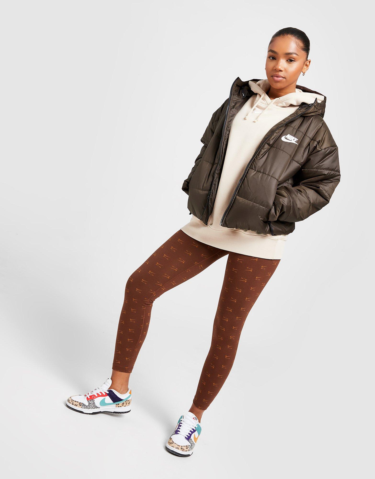NIKE BUNDA ZIMNÁ W NSW SYN TF RPL HD JKT DX1797-237 Hnedá