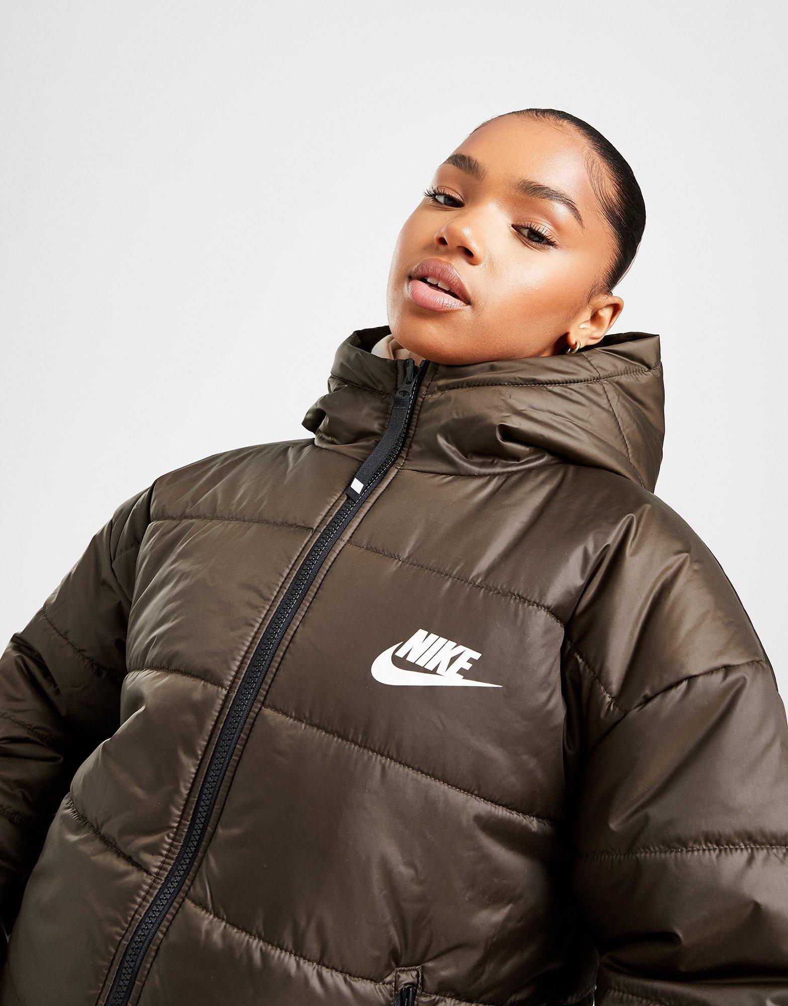 NIKE BUNDA ZIMNÁ W NSW SYN TF RPL HD JKT DX1797-237 Hnedá