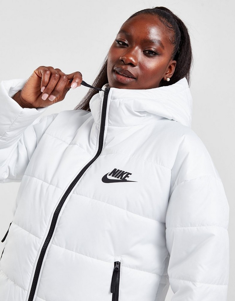 NIKE KURTKA ZIMOWA SWSH PAD JKT WHT DX1797-121 Biały