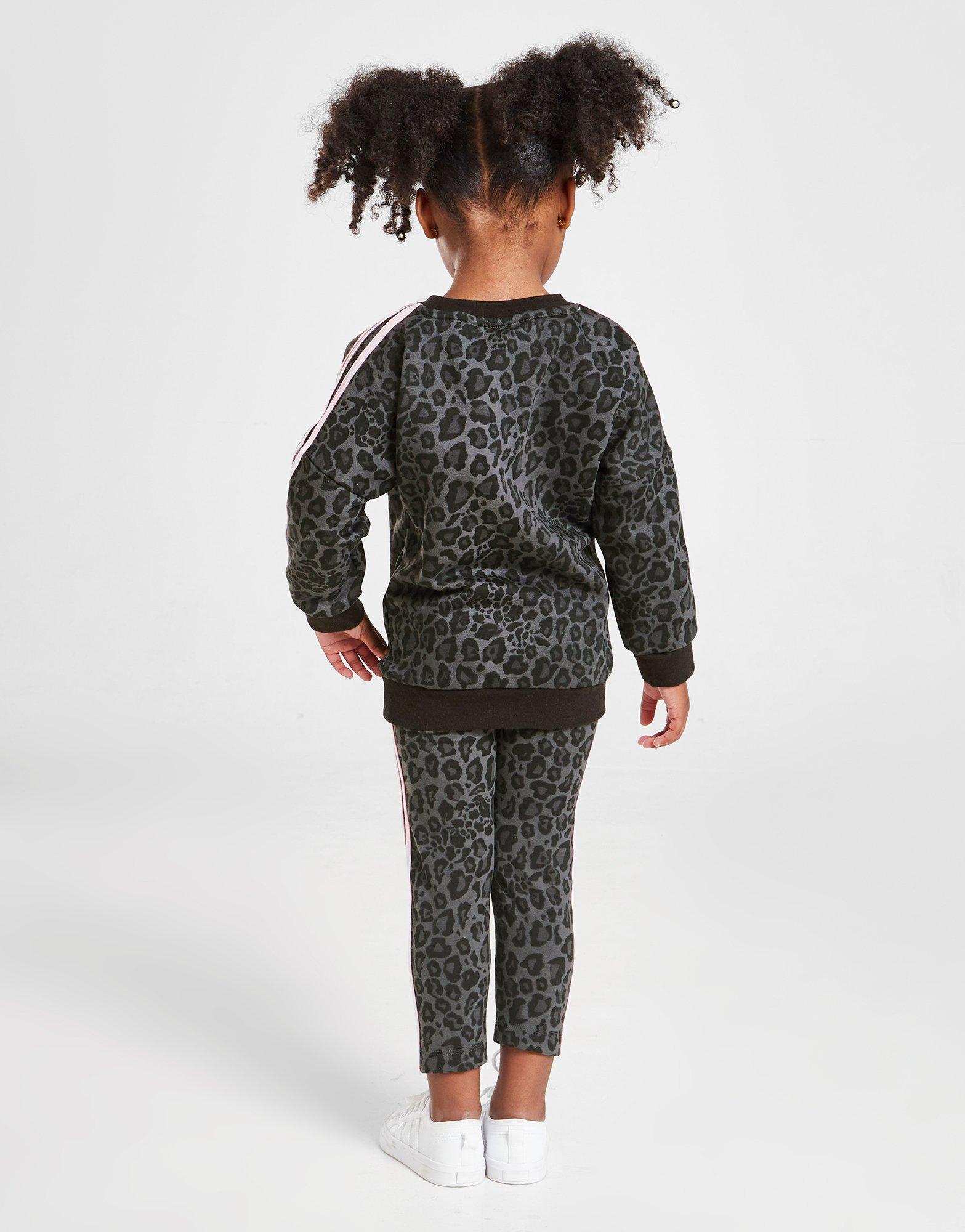 Komplet dresowy dziecięcy ADIDAS KOMPLET (G)LEO AOP CRW/LEG ST HN8105 Niebieski