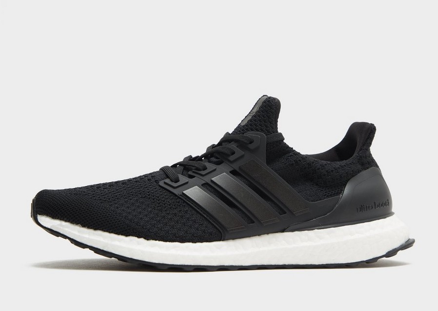 Buty zimowe męskie ADIDAS ULTRABOOST DNA 5.0 GV8746 Czarny