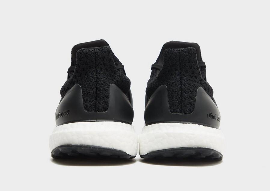 Buty zimowe męskie ADIDAS ULTRABOOST DNA 5.0 GV8746 Czarny