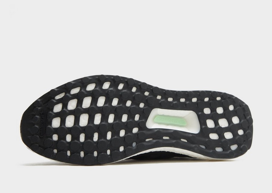 Buty zimowe męskie ADIDAS ULTRABOOST DNA 5.0 GV8746 Czarny