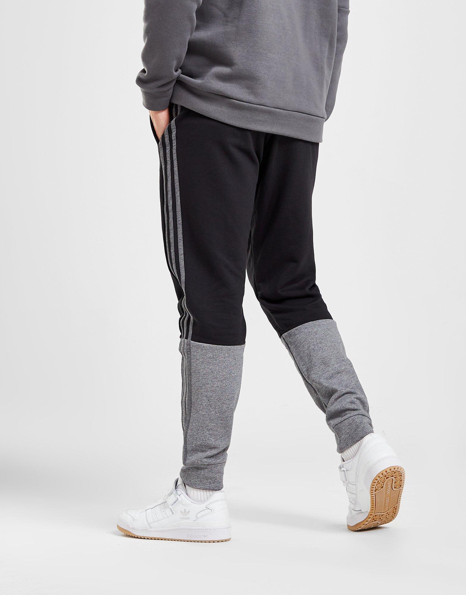 Pantaloni pentru bărbați ADIDAS PANTALONI  M MEL PT HK2899 Negru