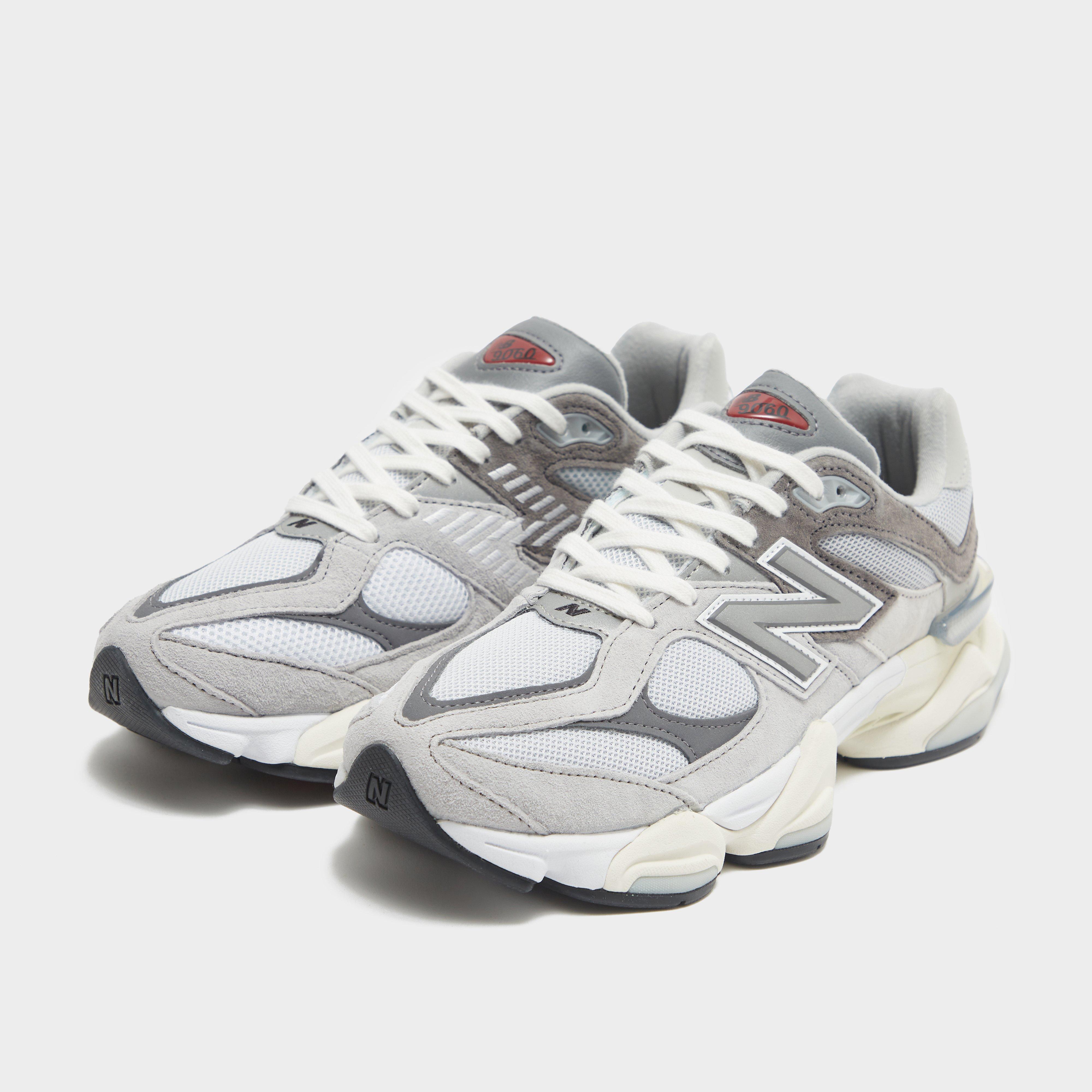 Дамски обувки NEW BALANCE 9060