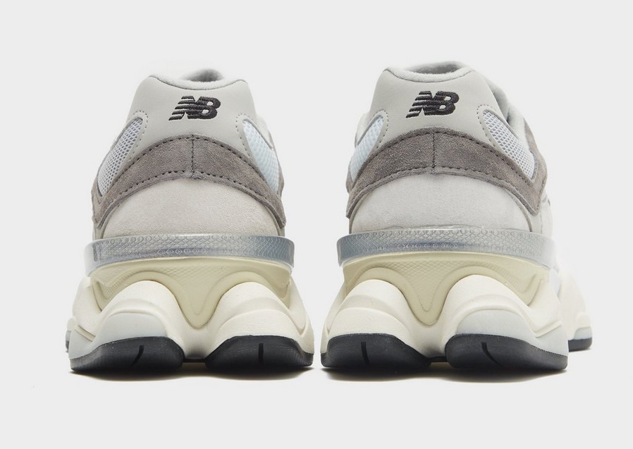 Adidași de damă NEW BALANCE 9060 U9060GRY Gri