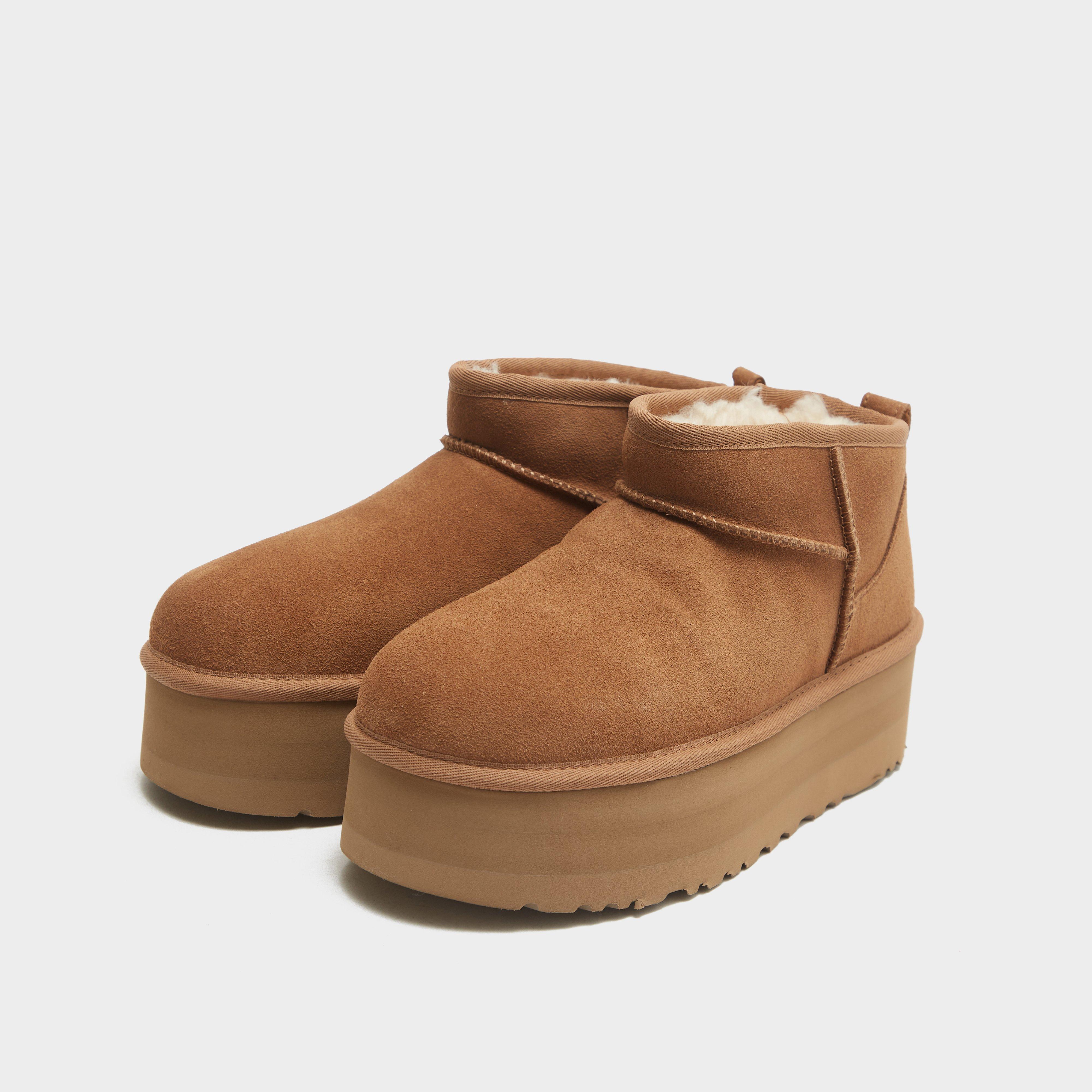 Női téli cipők UGG CLASSIC ULTRA MINI PLATFORM