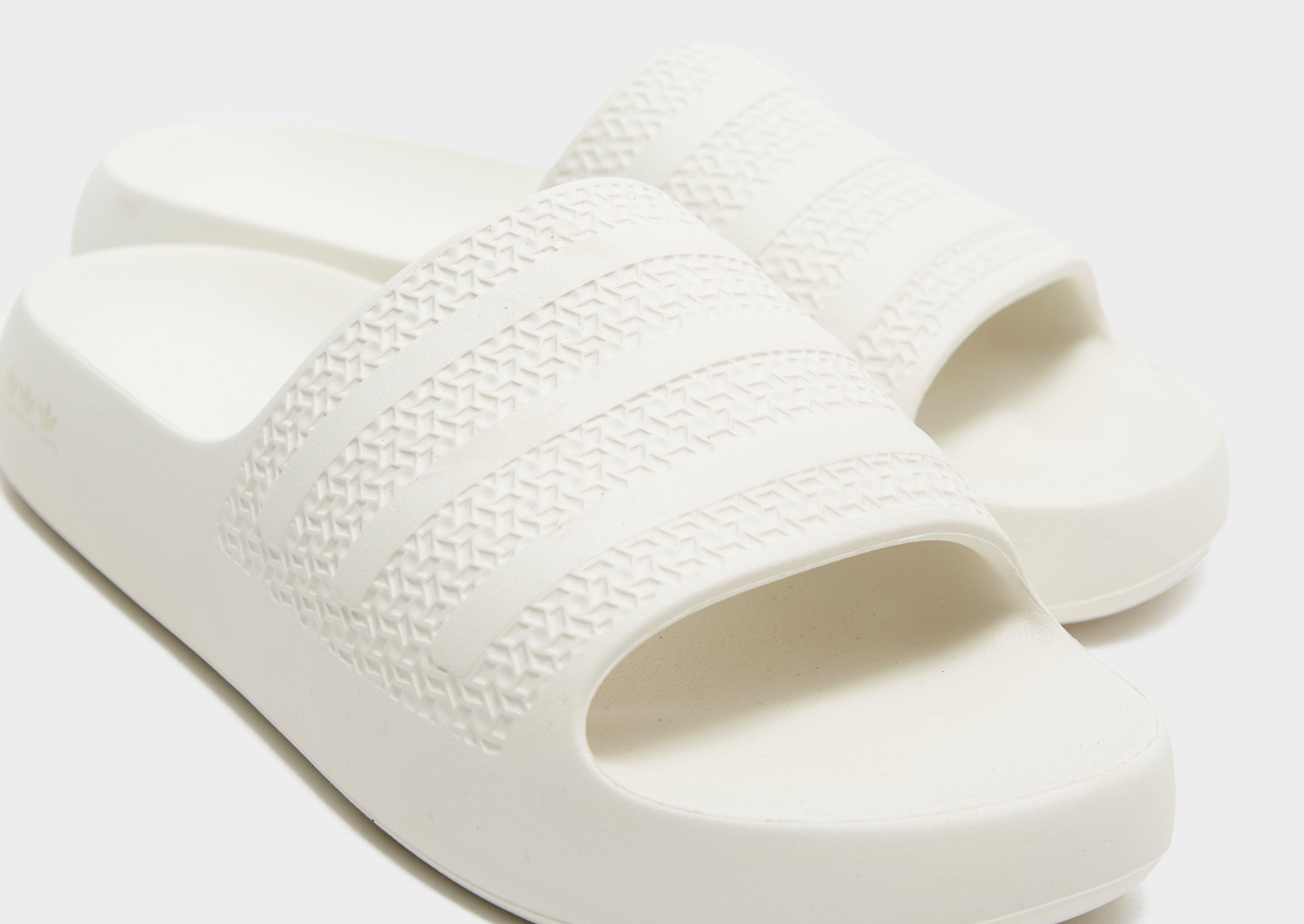 Дамски чехли ADIDAS ADILETTE AYOON SLIDES  GV9536 Бежов