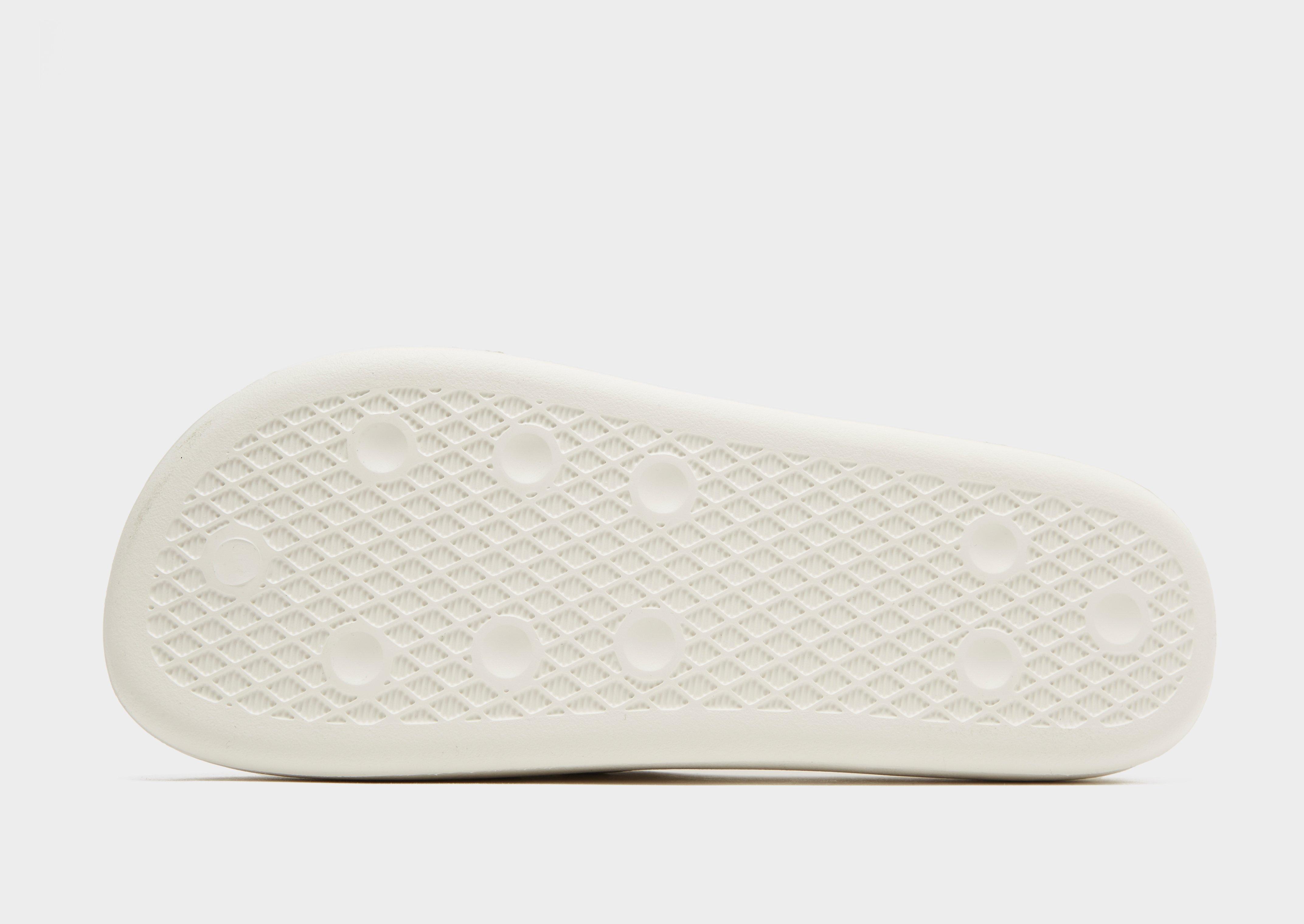 Дамски чехли ADIDAS ADILETTE AYOON SLIDES  GV9536 Бежов