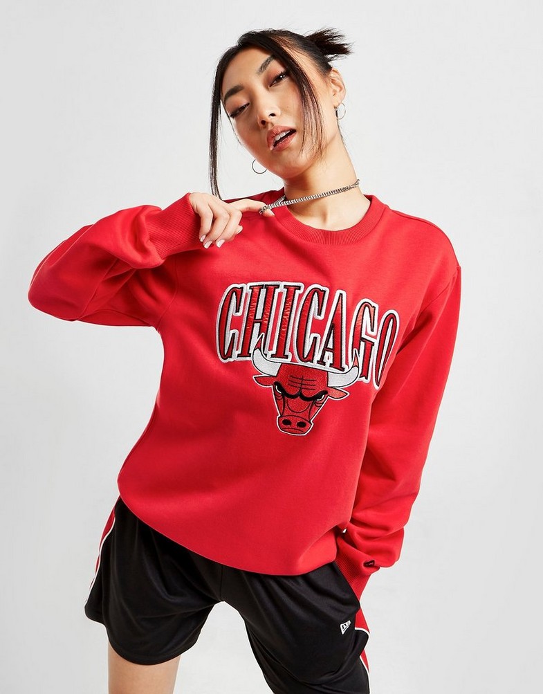 Bluza damska NEW ERA NBA CHICAGO BULLS SATIN CREW SWEATSHIRT  13323858 Czerwony