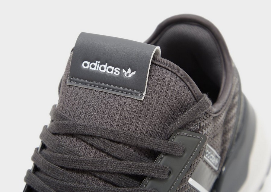 Buty sneakersy męskie ADIDAS U_PATH X HQ6622 Szary