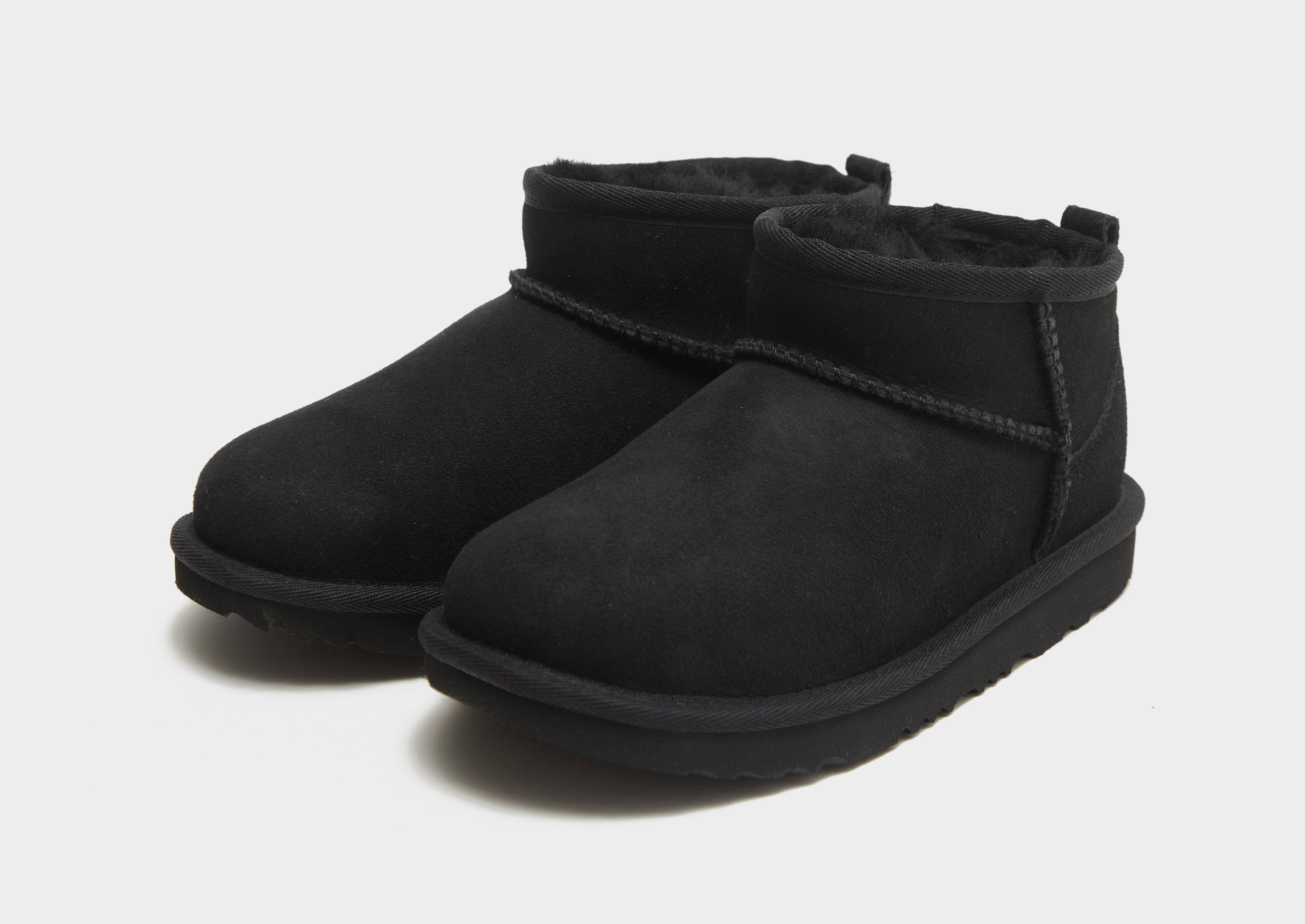 Dječje zimske čizme UGG KIDS' CLASSIC ULTRA MINI 1130750KBLK crna