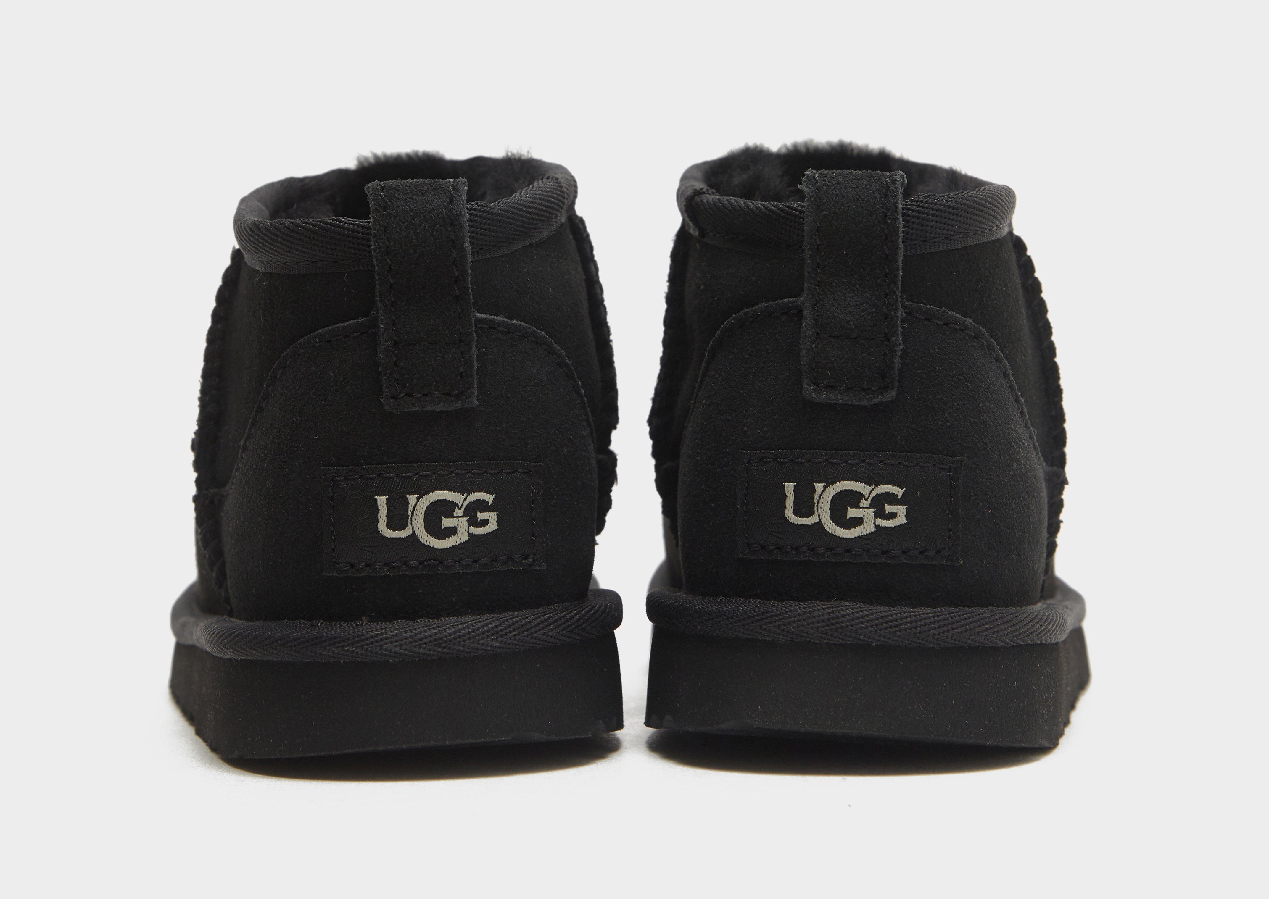 Dječje zimske čizme UGG KIDS' CLASSIC ULTRA MINI 1130750KBLK crna