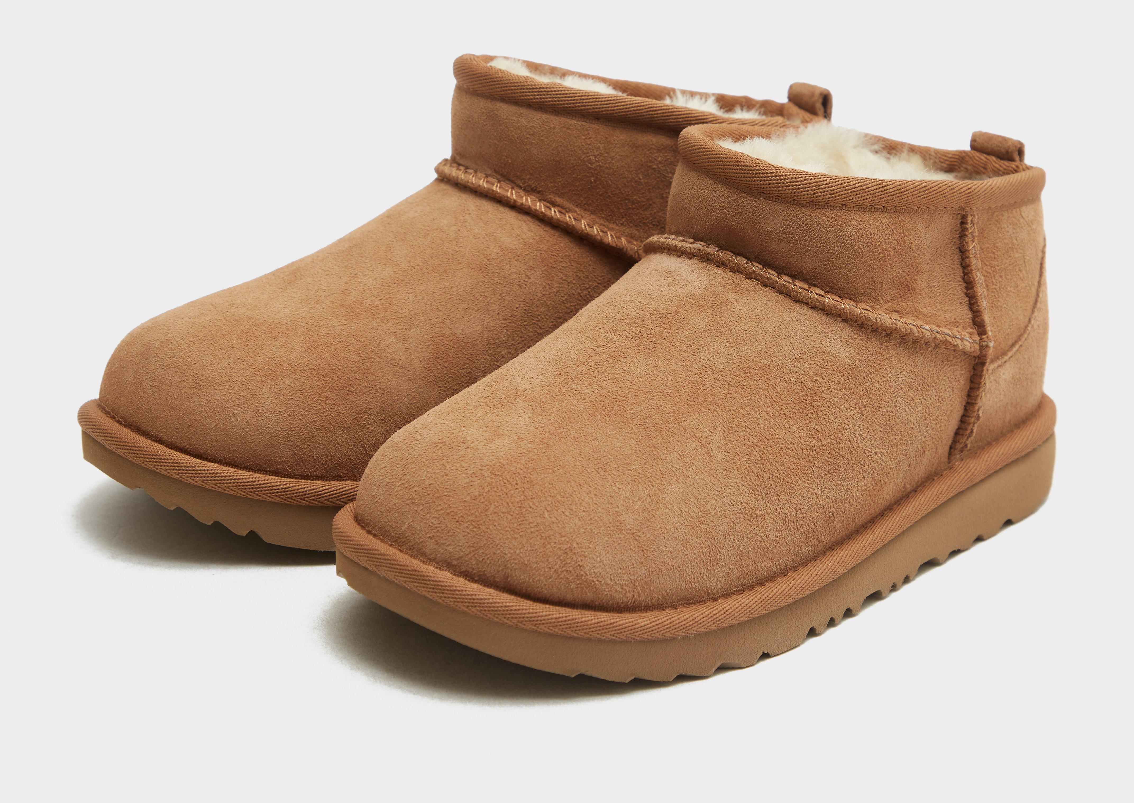 Дитяче зимове взуття UGG KIDS' CLASSIC ULTRA MINI 1130750KCHE Коричневий