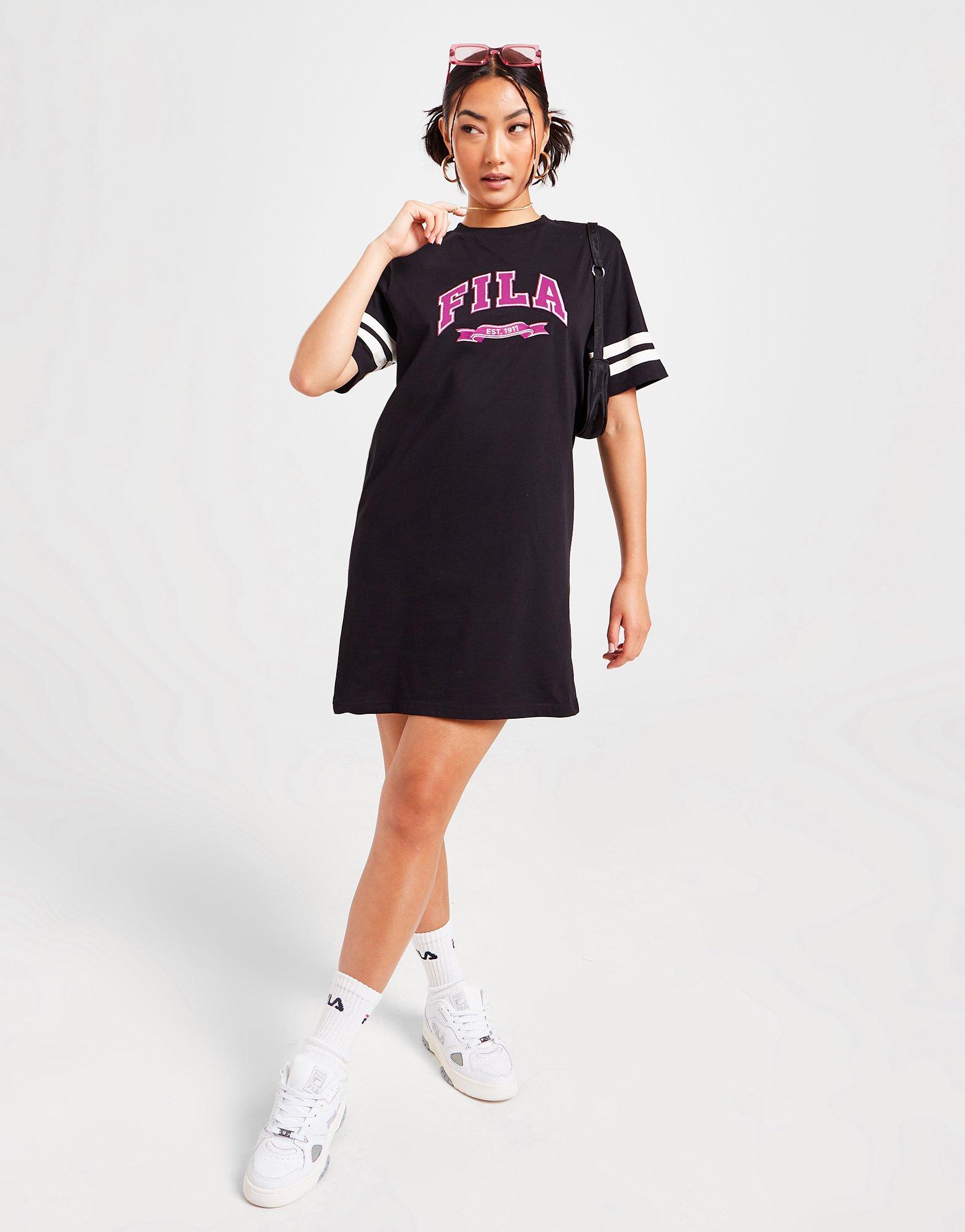 Női egyberuhák FILA NŐI RUHA VARSITY DRS BLK/PNK FAWNBLK Fekete