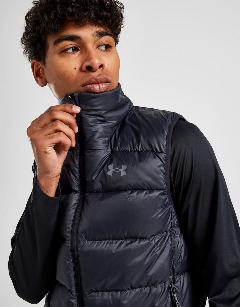 Kurtka męska UNDER ARMOUR PRZEJŚCIOWA UA ARMOUR DOWN GILET 1372650-001 Czarny