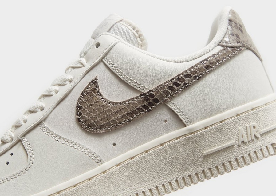 Dámske tenisky NIKE WMNS AIR FORCE 1 '07 REC DD8959-002 Béžová