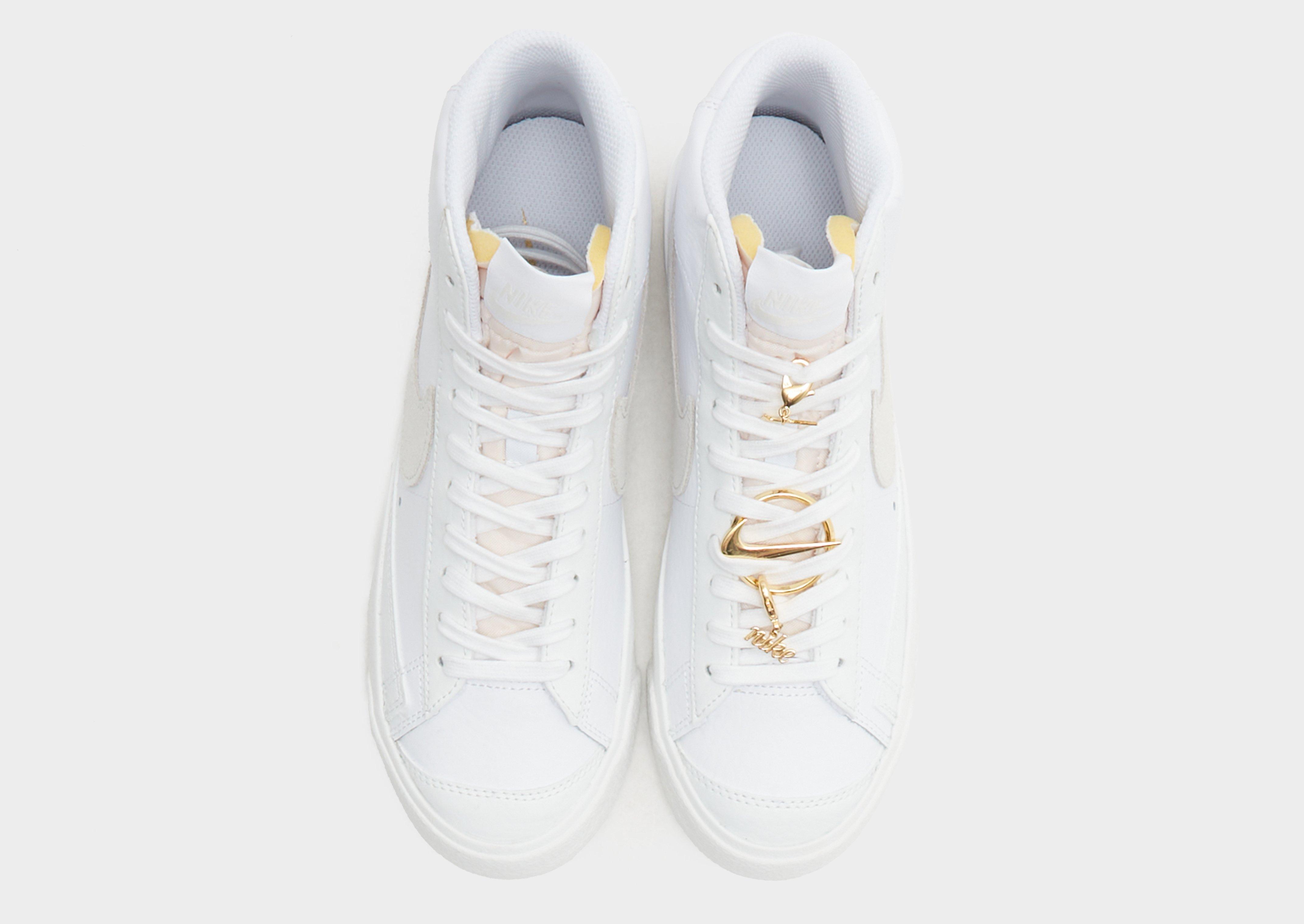 Дамски обувки NIKE WMNS BLAZER MID '77 AC FB8475-100 Бял