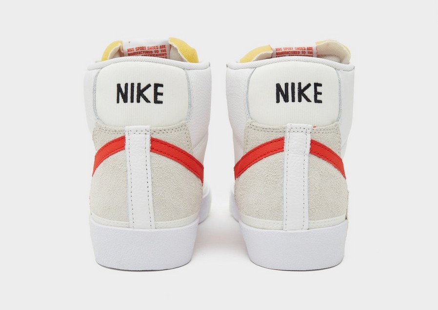 Adidași pentru bărbați NIKE BLAZER MID '77 PRO CLUB DQ7673-101 Alb