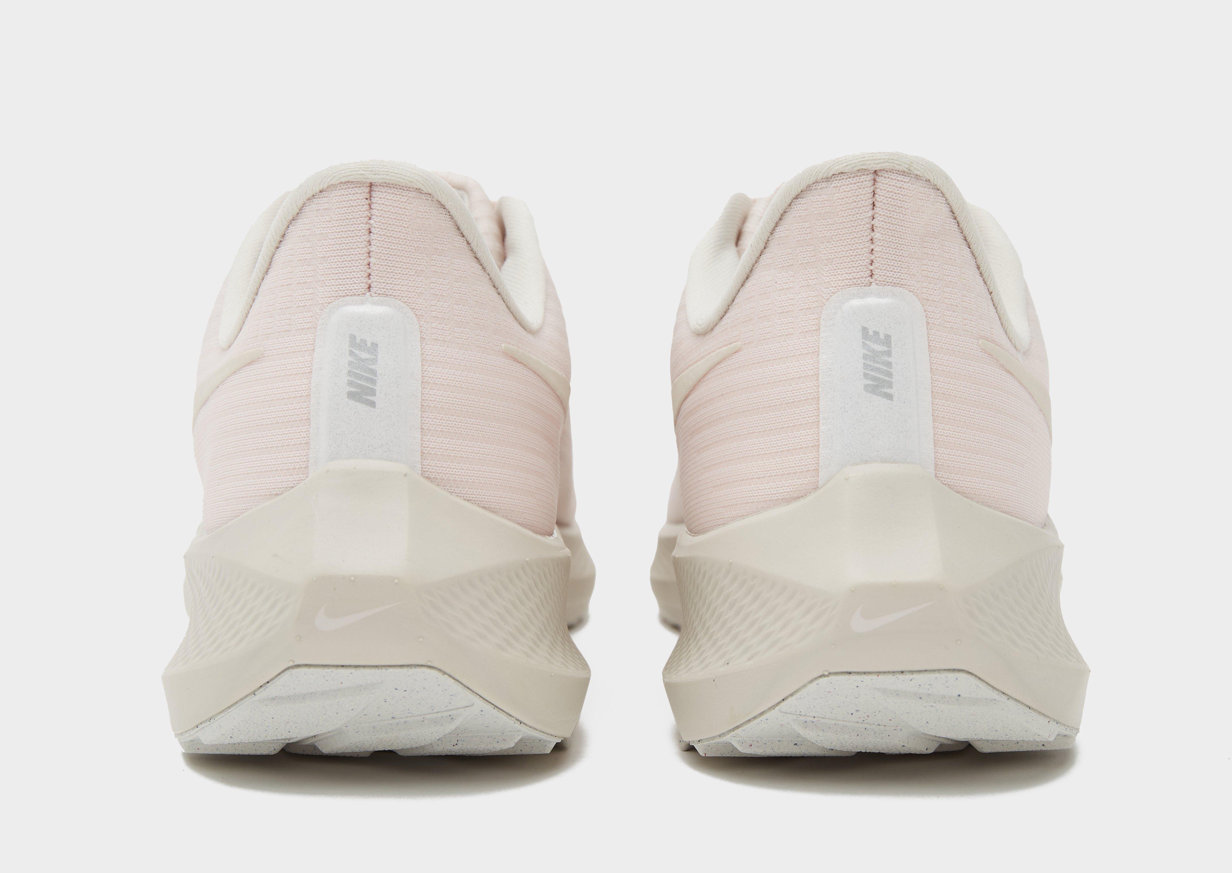 Bėgimo batai moterims NIKE WMNS AIR ZOOM PEGASUS 39 DZ4701-600 Rusva