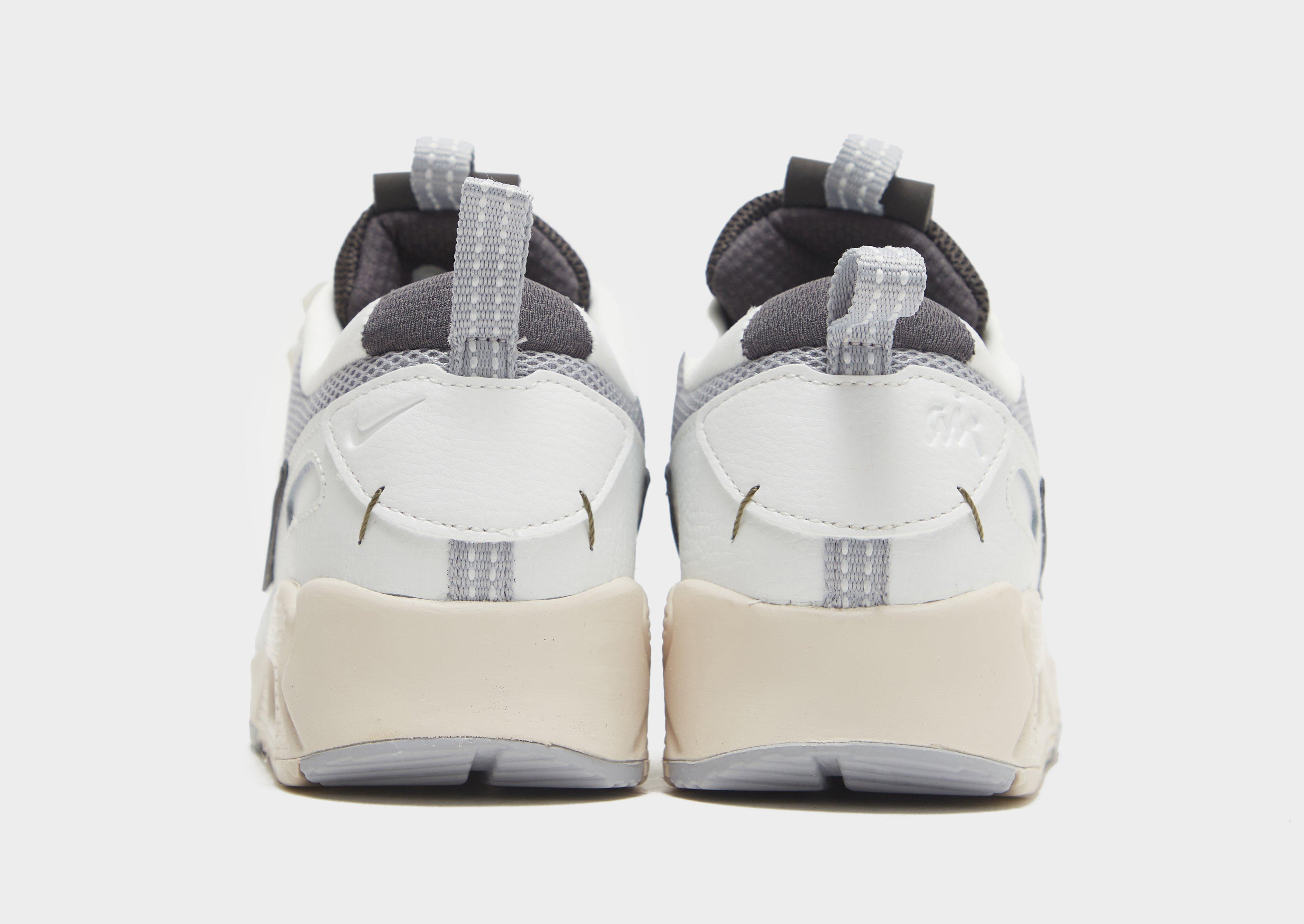 Kedai moterims NIKE WMNS AIR MAX 90 FUTURA DZ4708-001 Rusva