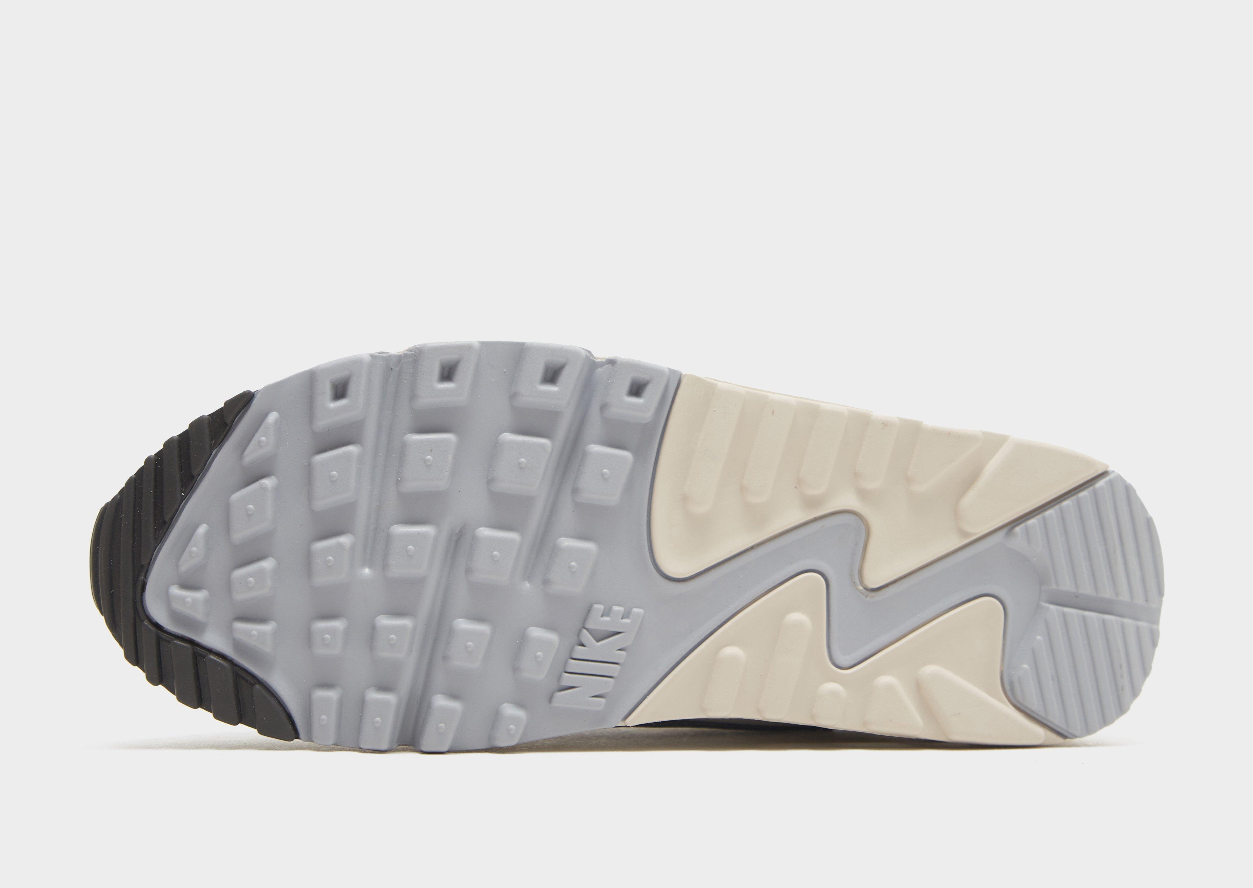 Kedai moterims NIKE WMNS AIR MAX 90 FUTURA DZ4708-001 Rusva