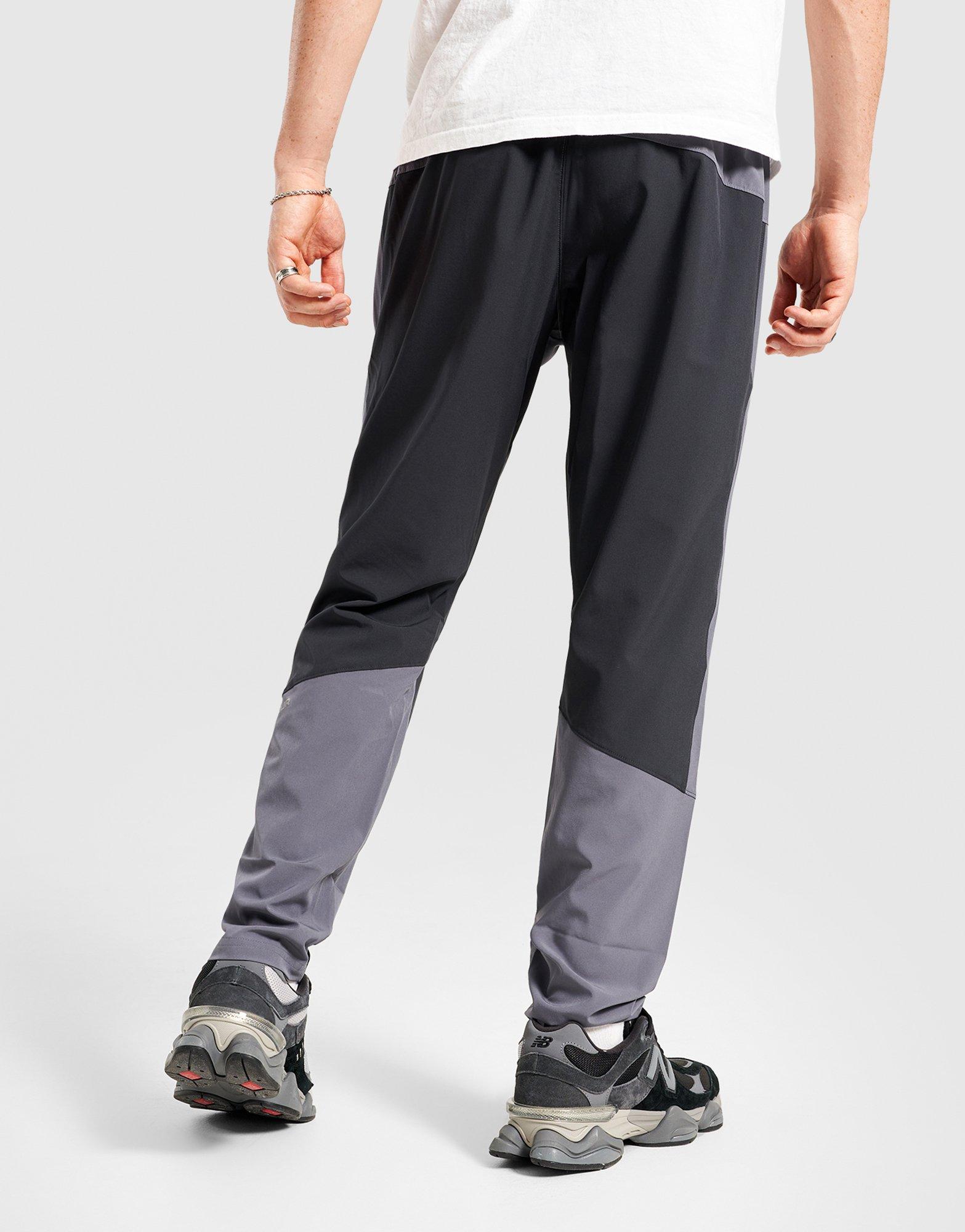 Мъжко фитнес облекло UNDER ARMOUR ПАНТАЛОНИ TECH HYBRID WVN PANTS 6007952-016 Сив