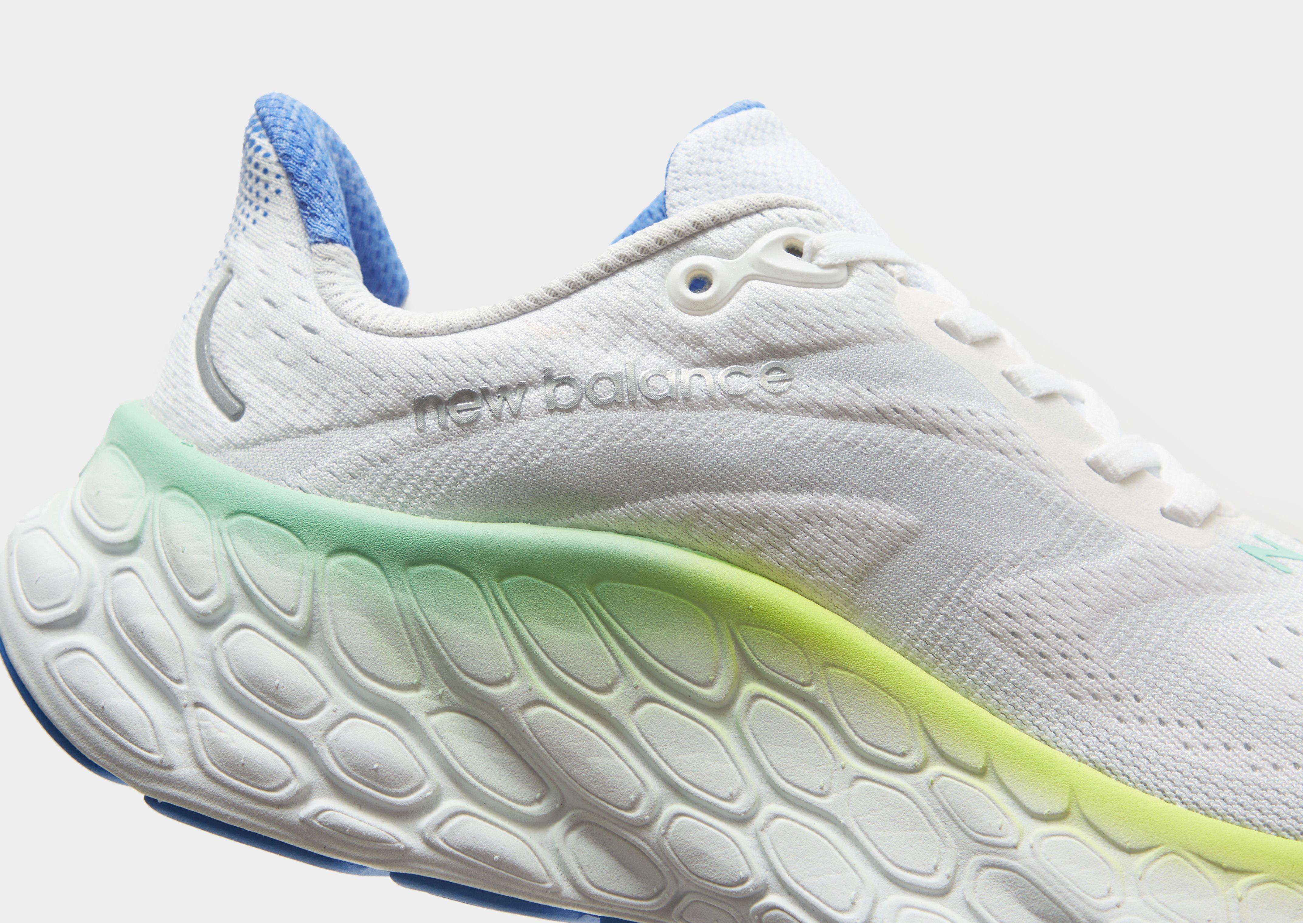 Buty do biegania damskie NEW BALANCE FRESH FOAM MORE V4 WOMEN'S WMORWT4 Biały