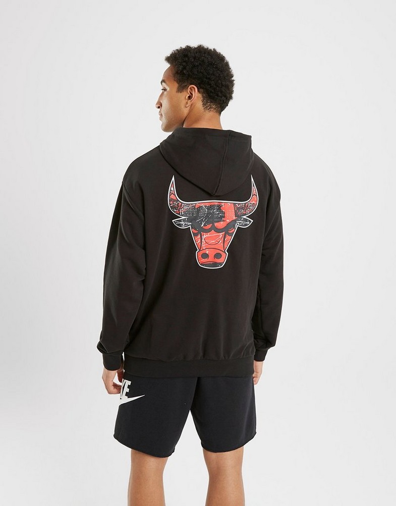 Bluză pentru bărbați NEW ERA BLUZĂ CU GLUGĂ INFILL TEAM LOGO BULLS CHICAGO BULLS 60332139 Negru
