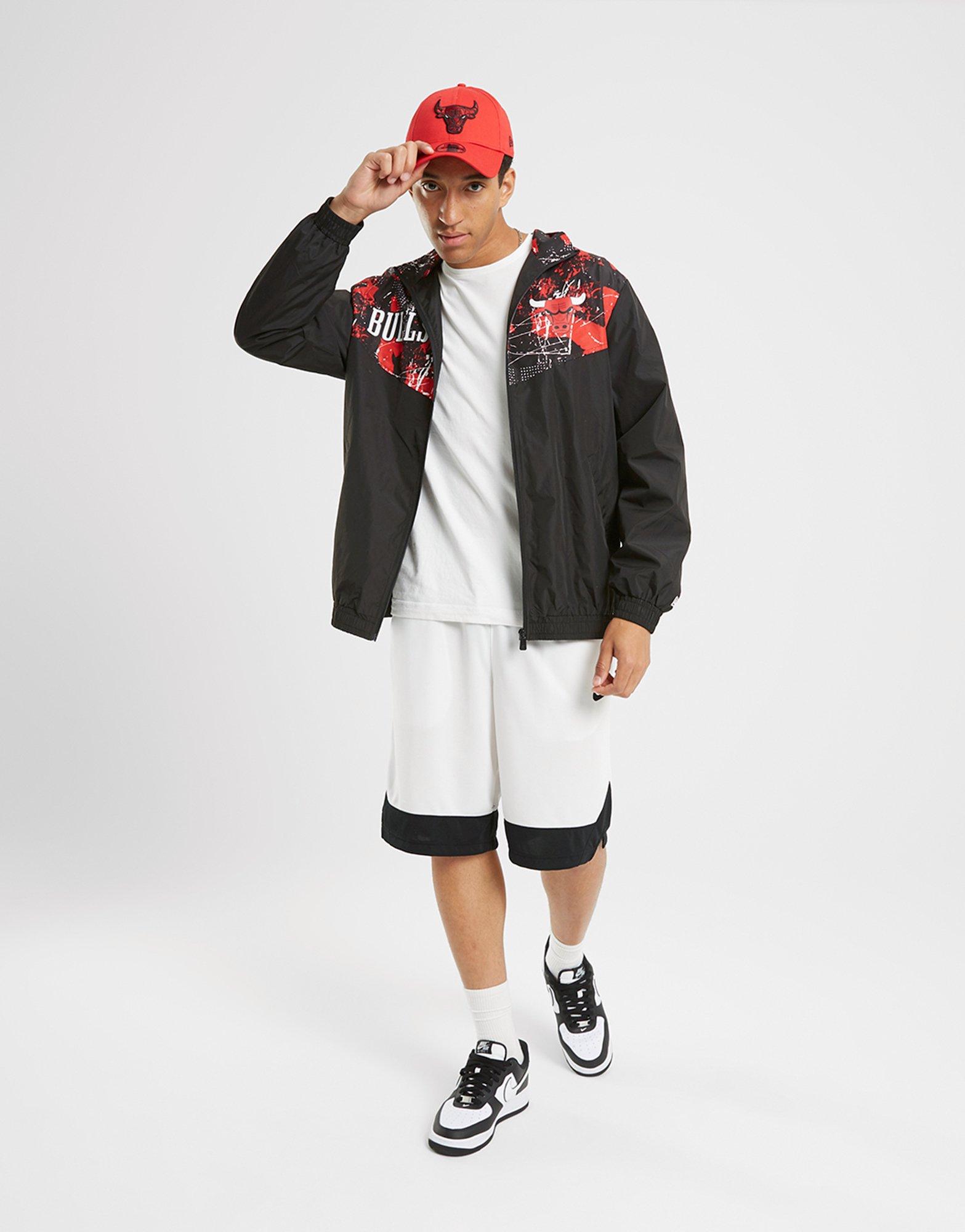 Pánska bunda NEW ERA BUNDA ORTALION AOP PANEL BULLS CHICAGO BULLS 60332140 Černá