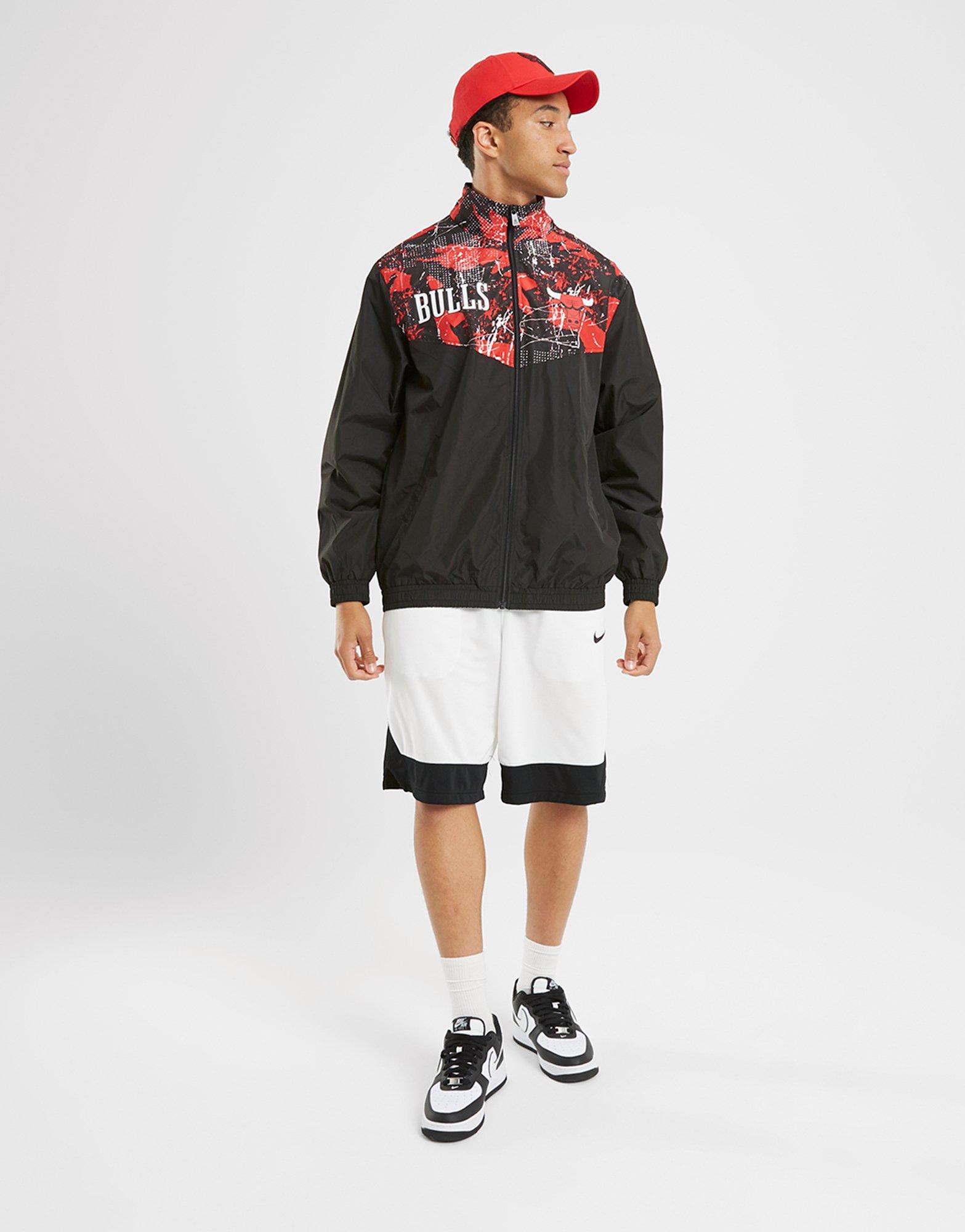 Pánska bunda NEW ERA BUNDA ORTALION AOP PANEL BULLS CHICAGO BULLS 60332140 Černá