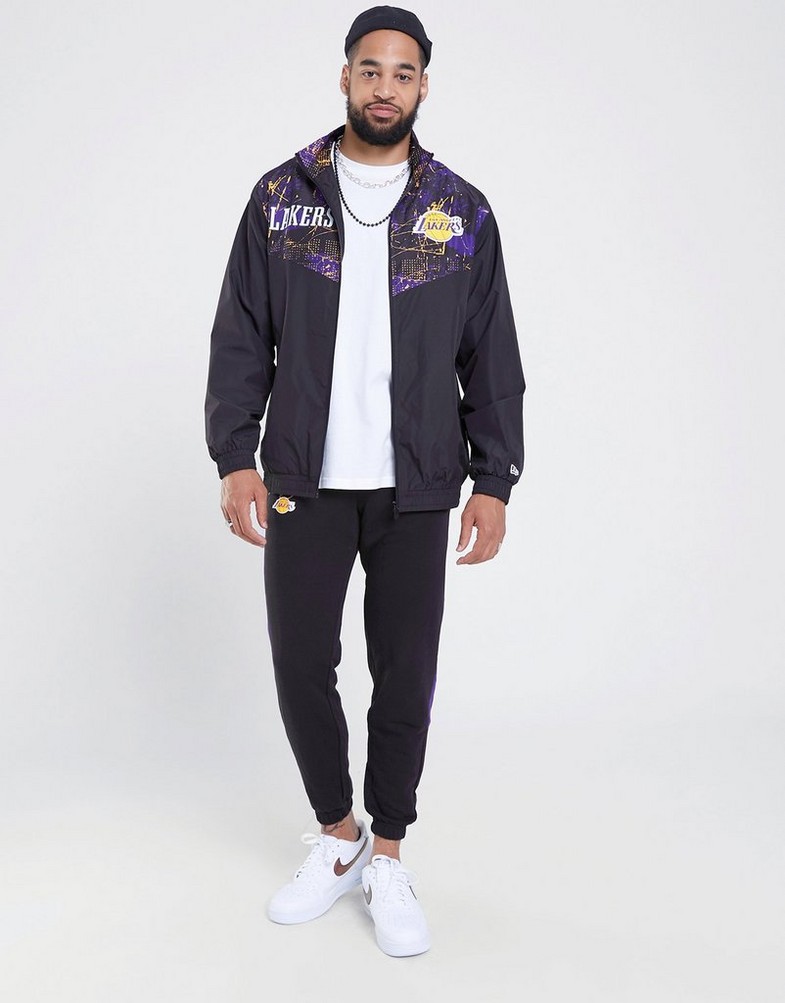 NEW ERA JACHETĂ POLIAMIDĂ AOP PANEL LAKERS LOS ANGELES LAKER 60332149 Negru