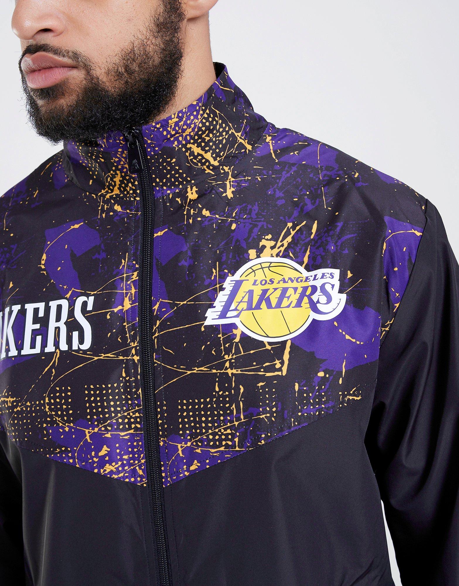 NEW ERA JACHETĂ POLIAMIDĂ AOP PANEL LAKERS LOS ANGELES LAKER 60332149 Negru