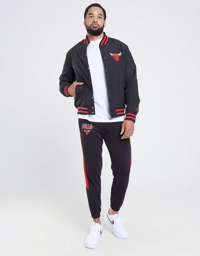 NEW ERA NADRÁG SCRIPT JOGGER BULLS CHICAGO BULLS 60332194 Fekete