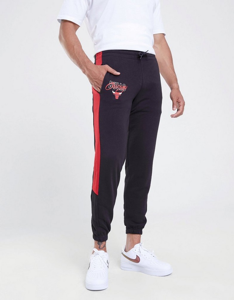 NEW ERA NADRÁG SCRIPT JOGGER BULLS CHICAGO BULLS 60332194 Fekete