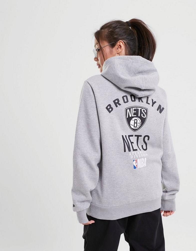 Bluza damska NEW ERA BLUZA Z KAPTUREM NBA TEAM LOGO PO BRONET 60348011 Czarny