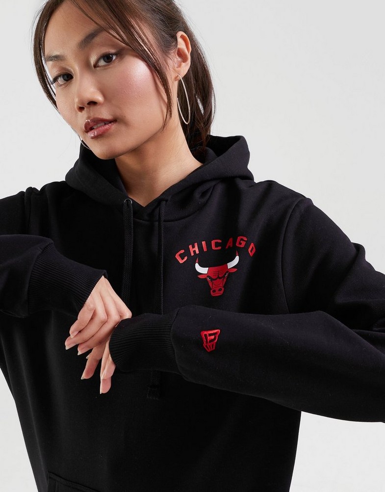 Dámska mikina NEW ERA MIKINA S KAPUCŇOU NBA TEAM LOGO PO CHIBUL 60348014 Čierna