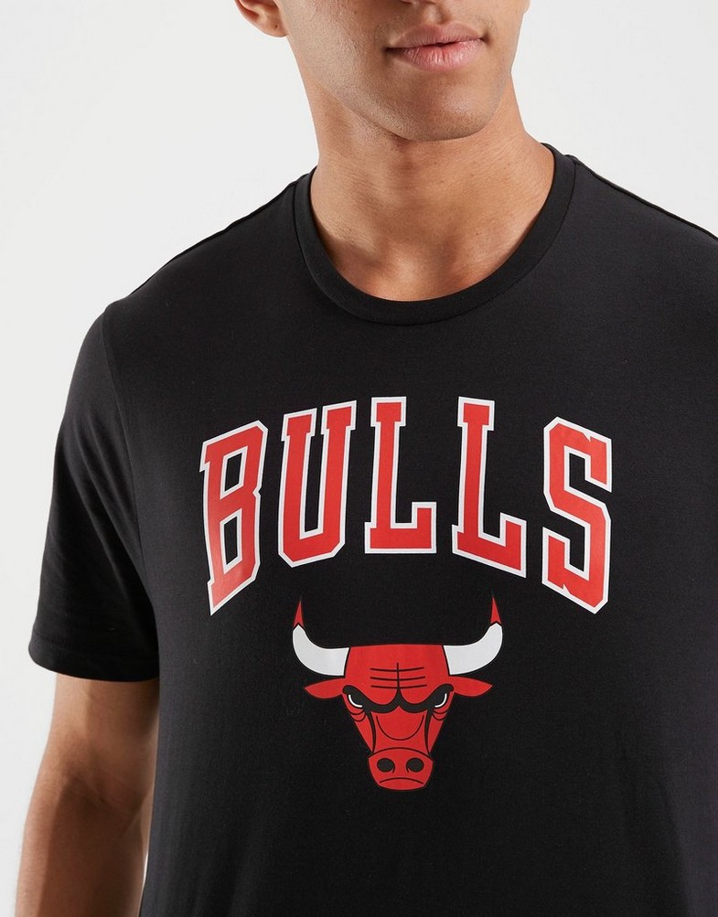 Koszulka, t-shirt męski NEW ERA T-SHIRT NOS NBA REGULAR TEE BULLS CHICAGO BULLS 60416749 Czarny