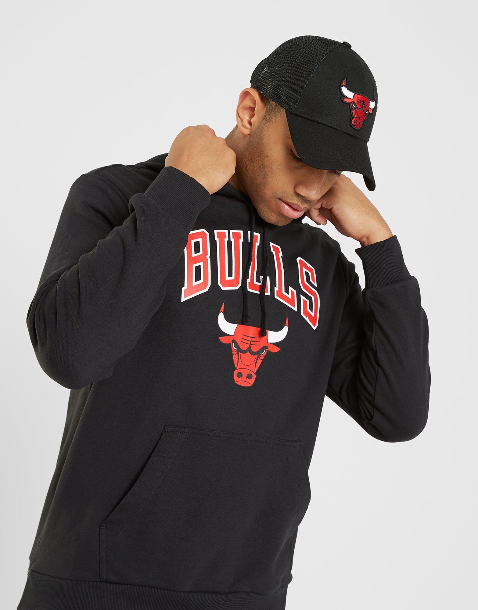 Vyriškas džemperis NEW ERA DŽEMPERIS SU GOBTUVU NBA REGULAR BULLS CHICAGO BULLS 60416759 Juoda