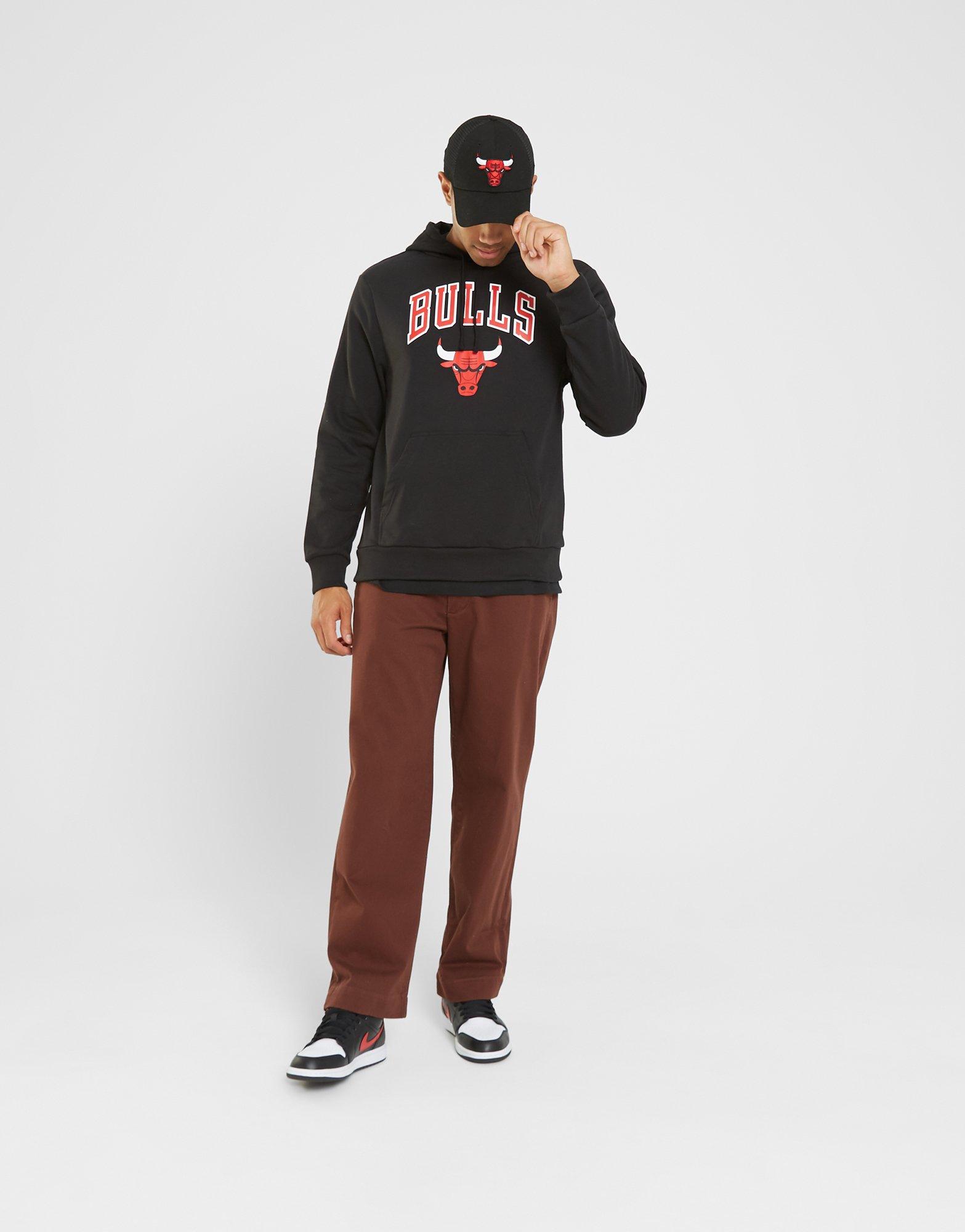 Vyriškas džemperis NEW ERA DŽEMPERIS SU GOBTUVU NBA REGULAR BULLS CHICAGO BULLS 60416759 Juoda