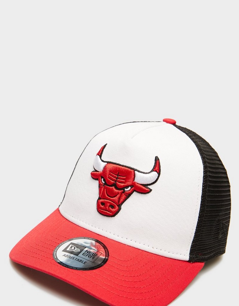 Férfi sapká NEW ERA SAPKA NBA TRUCKER BULLS CHICAGO BULLS 60503487 Fehér